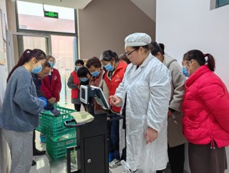 “半”日相约   为爱护航 ——沿口幼儿园开展“食堂半日开放”活动